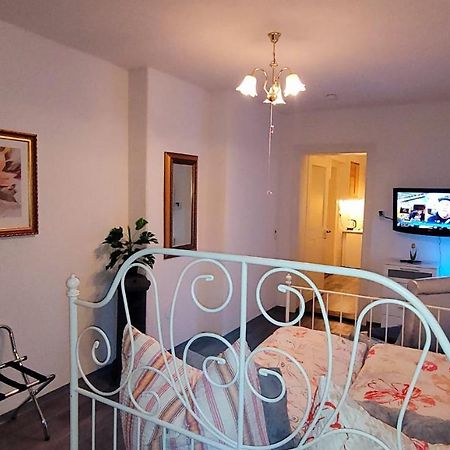Privatzimmer Siebenlehn Bagian luar foto